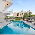 Apart Otel Olive Shared Pool 4*