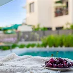 Apart Otel Olive Shared Pool 4*
