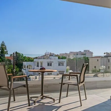 Aparthotel Olive Shared Pool