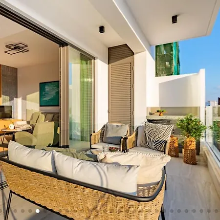 Aparthotel Olive Shared Pool 4*