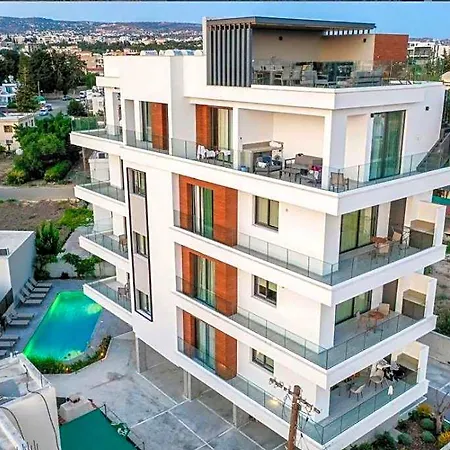 Olive Shared Pool Апарт-отель