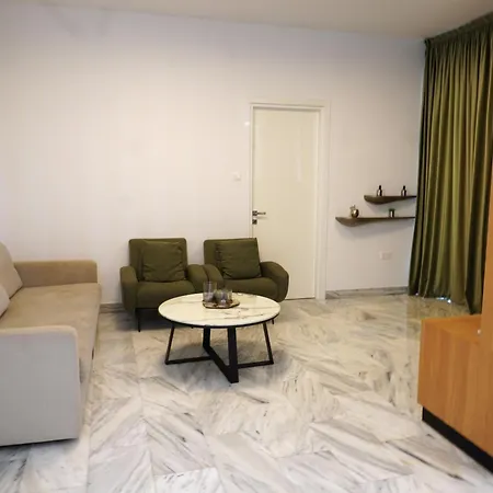 מלון דירות Olive Shared Pool