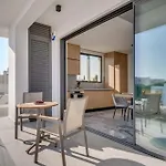 Olive Shared Pool 4*