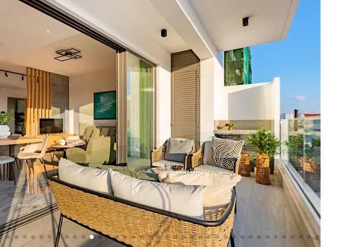 Aparthotel Olive Shared Pool 4*